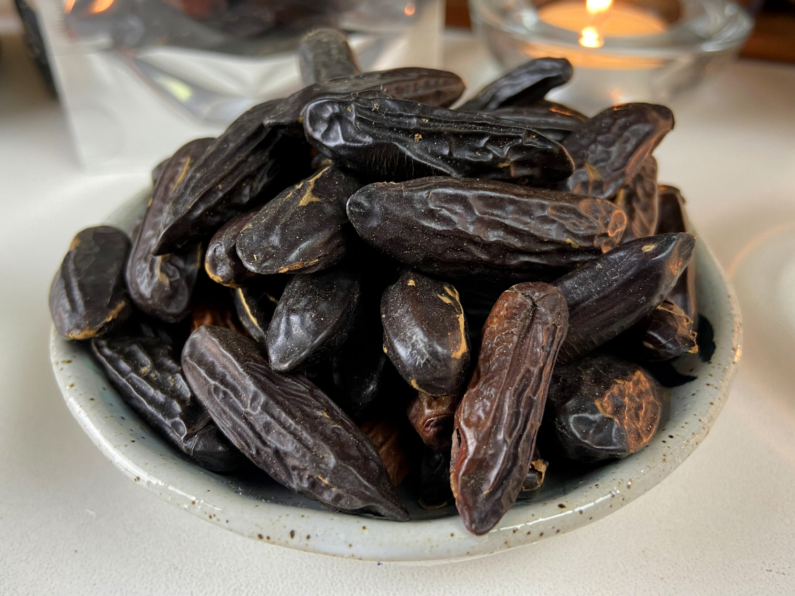 Fava Tonka Beans • Além de Salém